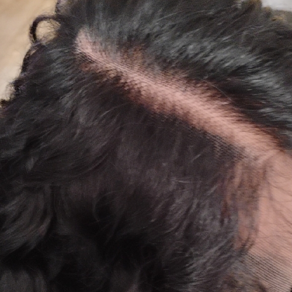Voluminous Black Curly H.E.R Wig🔥 - Picture 7 of 9